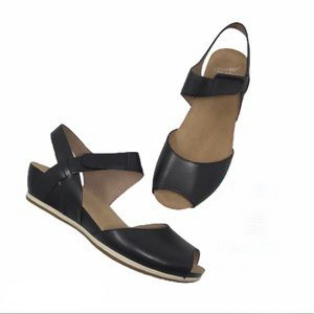 NEW Dansko Vera Black Leather Wedge Sandal Size 39